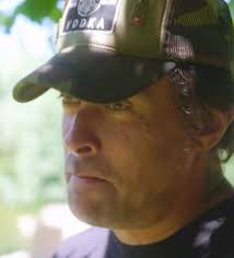 Jason Momoa and kit Harrington. With beard or without beard?