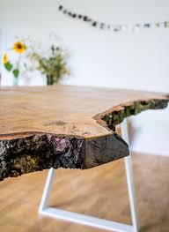 In diesem videoseht ihr, wie ich meinen couchtisch gebaut habe. Anleitung Designer Tisch Mit Massiver Tischplatte Selber Bauen Diy