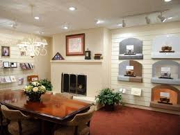 Plan a funeral, find contact information and more. Facilities Directions Oakley Cook Funeral Home Bristol Tn