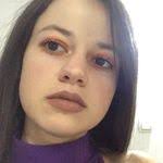 Lori Rada's Instagram, Twitter & Facebook