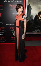 Ruby rose is picture perfect as she hits the red carpet at the premiere of her latest film resident evil: Ruby Rose And Milla Jovovich Are Appropriately Frightening At The Resident Evil The Final Chapter Premiere Tom Lorenzo