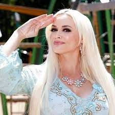 Daniela denise katzenberger (born 1 october 1986) is a german reality tv personality, tv host, model, and singer. Daniela Katzenberger Sie Hat Die Typveranderung Gewagt Gala De