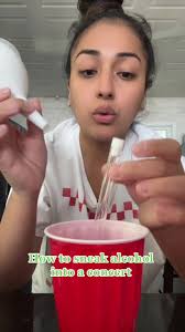 How to sneak alcohol into the Bad Bunny Concert #badbunnypr #concerttips  #concerttiktok #unveranosinti #partywithvmas