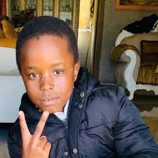 Guys i was there at SASOL EXPO interview then when i was watching another  guy in interview then this guy stand up and ask him a Question of his hight  as he