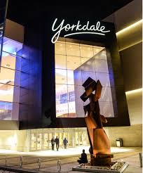 Click to call the oak brook, il restaurant at. Yorkdale Mall All The Luxury Brands Are Flocking Here