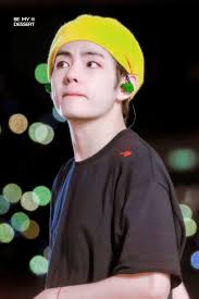 Bts kim taehyung taehyung crying scene is most heartbreaking i dont wanna see teary taehyung anymore in future wishing all happiness . Kth Facts Na Twitteri Taehyung Was On The Verge Of Crying But He Tried To Hide His Emotions He Don T Want To Show His Vulnerable Moment To Armys Coz He Loves