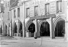 Arcades De Carentan Jean Eugene Durand Debarquement En Normandie Sites Historiques Normandie