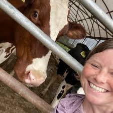 Sherry Wiedman's Instagram, Twitter & Facebook