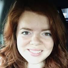 Lindsey Kuhn's Instagram, Twitter & Facebook