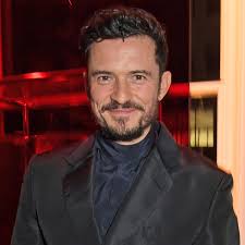 Orlando bloom is a popular british actor and heartthrob known for his roles in 'the lord of the rings' and 'pirates of the caribbean' films. Orlando Bloom Age Family Facts Biography