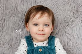 Second birthday photoshoot with Eva