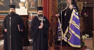 Το πρωί της κυριακής εισήχθη εκτάκτως, στο γενικό νοσοκομείο της πάτρας «άγιος ανδρέας», με εμπύρετο σύμπτωμα που. Mhtropoliths Patrwn Xrysostomos Mh Zhtas Apo Ton 8eo Na Katebeis Apo Ton Stayro Dete Eidhseis Patra Dytikh Ellada