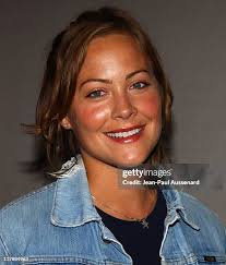 1,368点のCynthia Danielの写真と高解像度写真