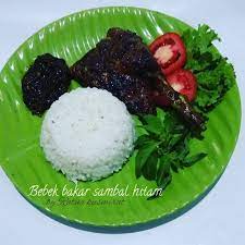 Bebek Bakar Sambal Hitam Makan Malam Makanan Manis