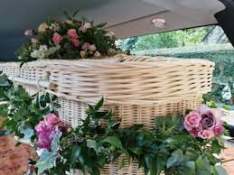 Instructions On How To Decorate A Woven Willow Wicker Or Bamboo Coffin With Flowers And Ribbons Includes Photographs Casket Flowers Funeral Flowers British Flowers