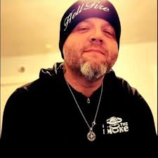 Douglas Berry (@moshenergy) • Threads, Say more