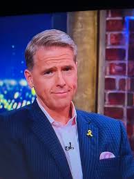 Crap he's back . Jennings the jerk.