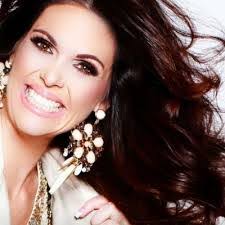 Melissa Kingston's Instagram, Twitter & Facebook