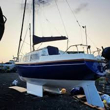 Avanti is a leisure 23sl bilge keel yacht. Leisure 23 Bilge Keel Sailing Boat Pristine Fully Restored Cheap Boats