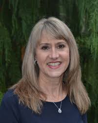 Amanda Keele's Instagram, Twitter & Facebook