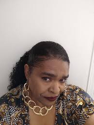 What are some small towns around Lake Okeechobee worth visiting?