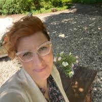 Deborah Pasquale's Instagram, Twitter & Facebook