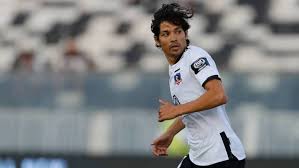 Matas ariel fernndez fernndez matias ajel fernandes born 15 may 1986 is a chilean professional footballer who plays for italian club ac milan o. Llega La Opcion Del Retiro Para Matias Fernandez Pauta Cl