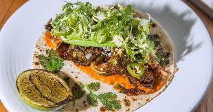 In a small bowl, whisk lime juice, salt, and olive oil together. Enrique Olvera Debuts First Ever Nyc Tacos At Atla