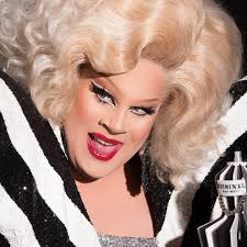 Nina West
