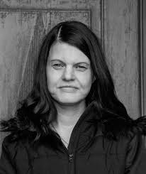 Författarinlägg Författare: Ida Rask Titel: Ett hem för hösten Uppläsare:  Elin Mohede Förlag: Blue publishing/Ruby Books Äger du en kolonilott och  känner att det är lite vemodigt nu när säsongen börjar dra