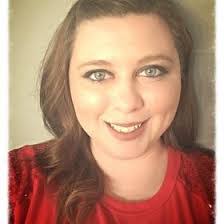 Sara Bledsoe's Instagram, Twitter & Facebook