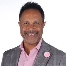 Kacey Mee's Instagram, Twitter & Facebook