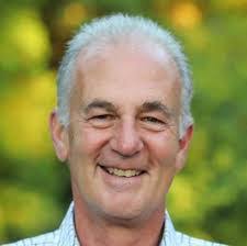 Laura Dobbin's Instagram, Twitter & Facebook