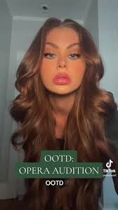 Vestimenta Para Examen De Canto En La Escuela De Musica