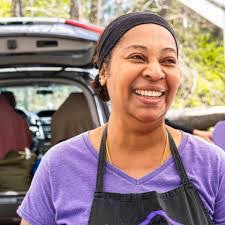 Natasha Sylvester's Instagram, Twitter & Facebook