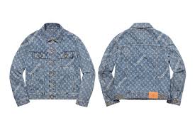 This washed denim barn jacket is crafted from denim jacquard fabric of monogram and supreme. Louis Vuitton X Supreme Denim Barn Jacket Supreme And Everybody