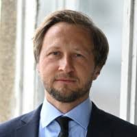 Robert Bielicki's Instagram, Twitter & Facebook