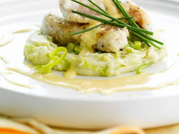 Gebratener Seeteufel Mit Puree Und Senfsauce Rezept Seeteufel Rezept Fisch Zubereiten Rezepte