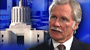 Legislature approves 14 education bills, Kitzhaber to sign