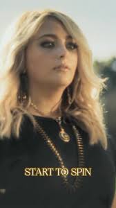 @huntergirlmusic’s “Weather in Tennessee” video has just rolled in. Link in  bio to watch., #nycnashvillestylist , •, •directors: @lukelowder &  @westwebb , •producer: @aidan.crowley , •h&m/u: ...