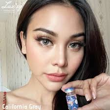 Cali Gray's Instagram, Twitter & Facebook