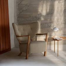 One of the first things that comes to our mind when we talk about home interiors is the 'theme' that they employ. Z Lqiwh 3es56m