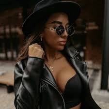 Санаева Линда. Город Санкт-Петербург.