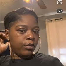 Stuffed salmon 🍣 over mashed potatoes, fried chicken, white rice,great  northern and pinto beans and cornbread!! ❤️