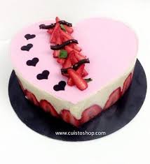 La Genoise 90g De Farine 90g De Sucre3 œufs Battre Les Blancs D Oeufs Avec Le Sucre Pour Obtenir Une Meringue Fer Jolis Gateaux Idee Gateau Recette Fraisier