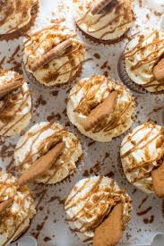 Wordpress Com Biscoff Recipes Eat Cookies Biscoff Cupcakes