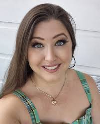 Jessie DeVine (@missjessiedevine) • Instagram photos and videos