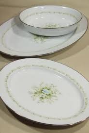 5 pc vintage noritake georgian china white flower platinum trim china floral place setting tea cup dinner salad dessert listing cost is for 16 pieces of 1980's vintage noritake bone china ~ pattern spell binder #9733 made in japan. Fine China And Vintage Dinnerware