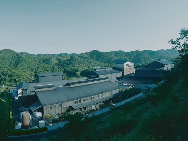 鹿兒島縣吹上町的西酒造 (由 AI 生成)