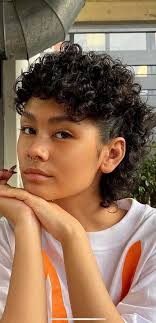 Iris Juarez (irisijuarez)